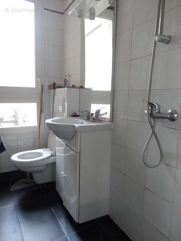 Appartement à PARIS-19E