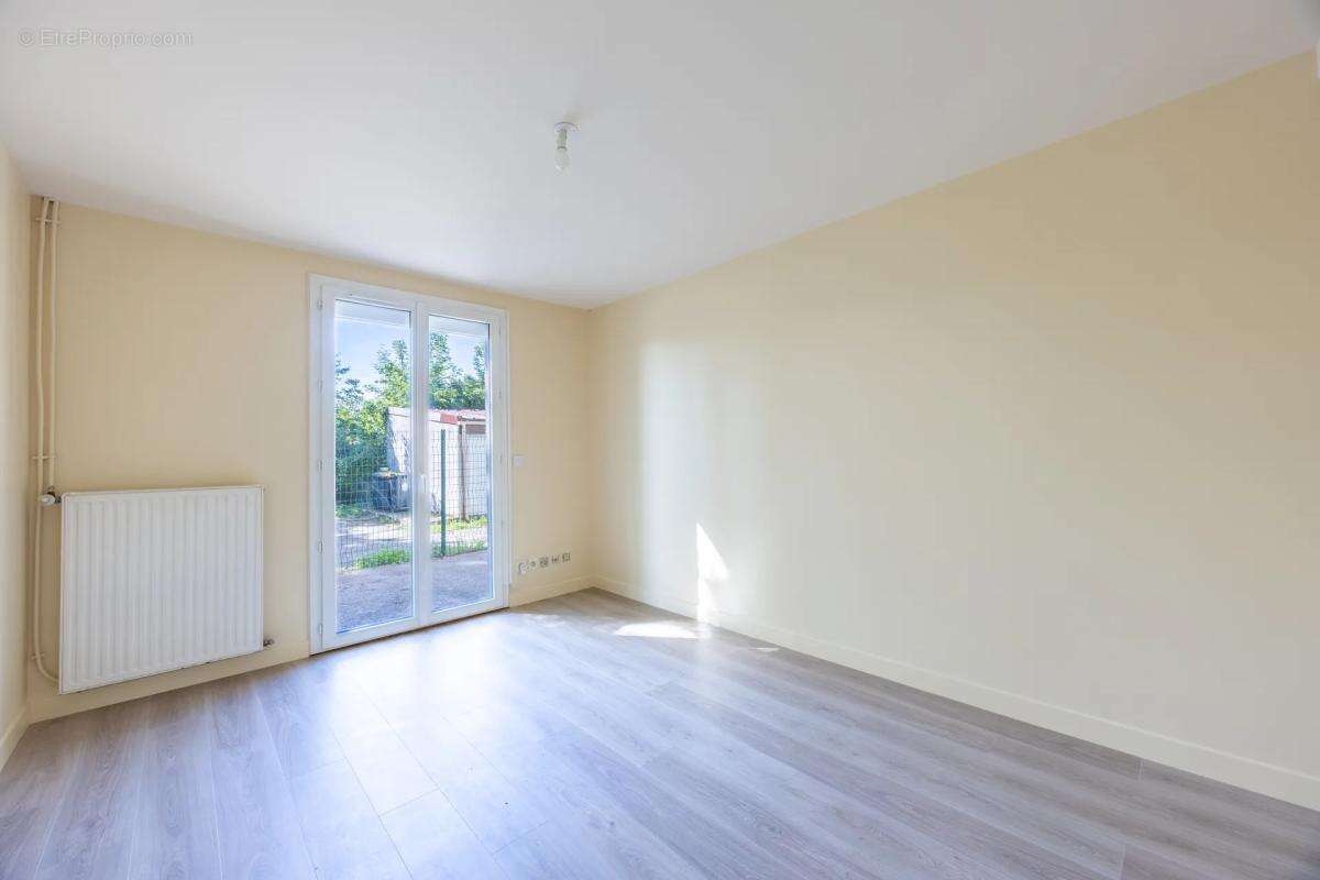 Appartement à VILLEVAUDE