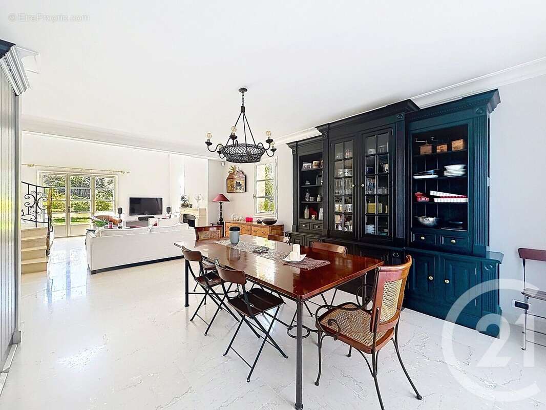 Photo 7 - Maison à THIAIS