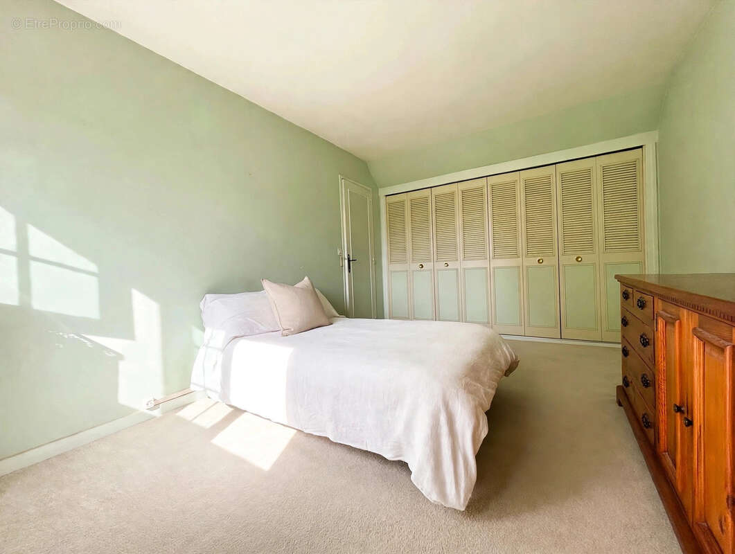 Maison 125m2 Plain-pied Verrières-le-Buisson - photo 13