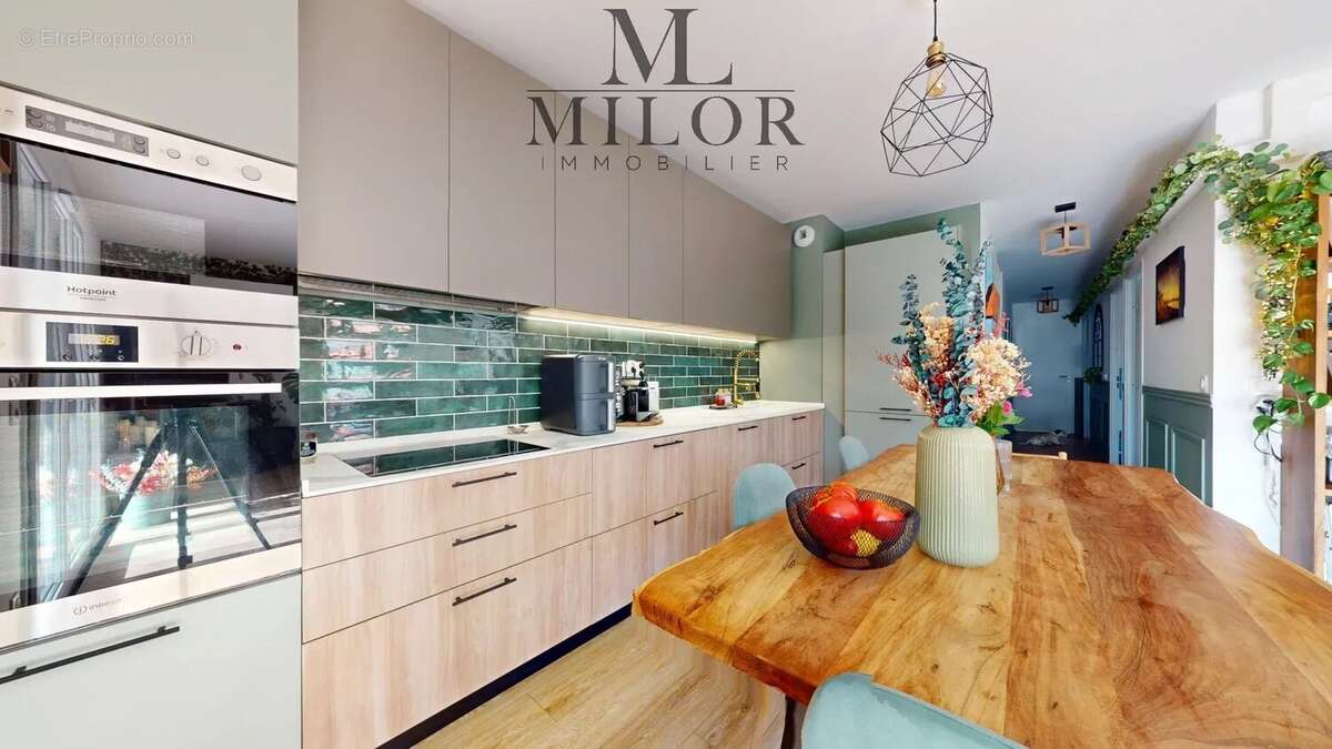 Appartement à SAINT-MARTIN-DU-VAR