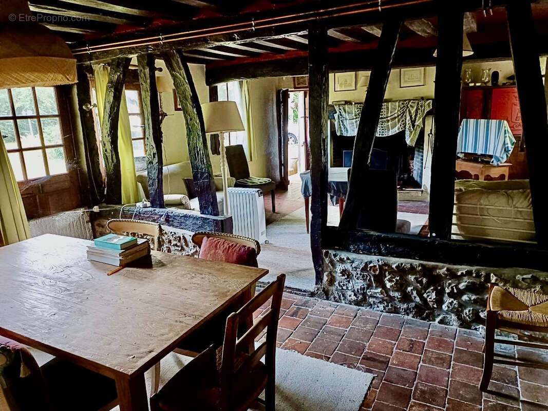 Maison à LE NOYER-EN-OUCHE