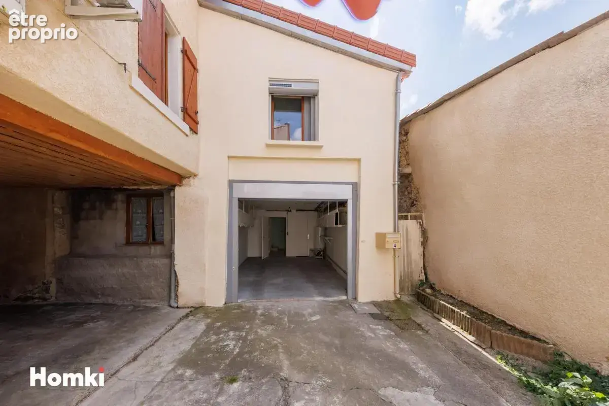 Maison de ville T2 de 43 m² à La Roche-Noire 63800 - photo 10