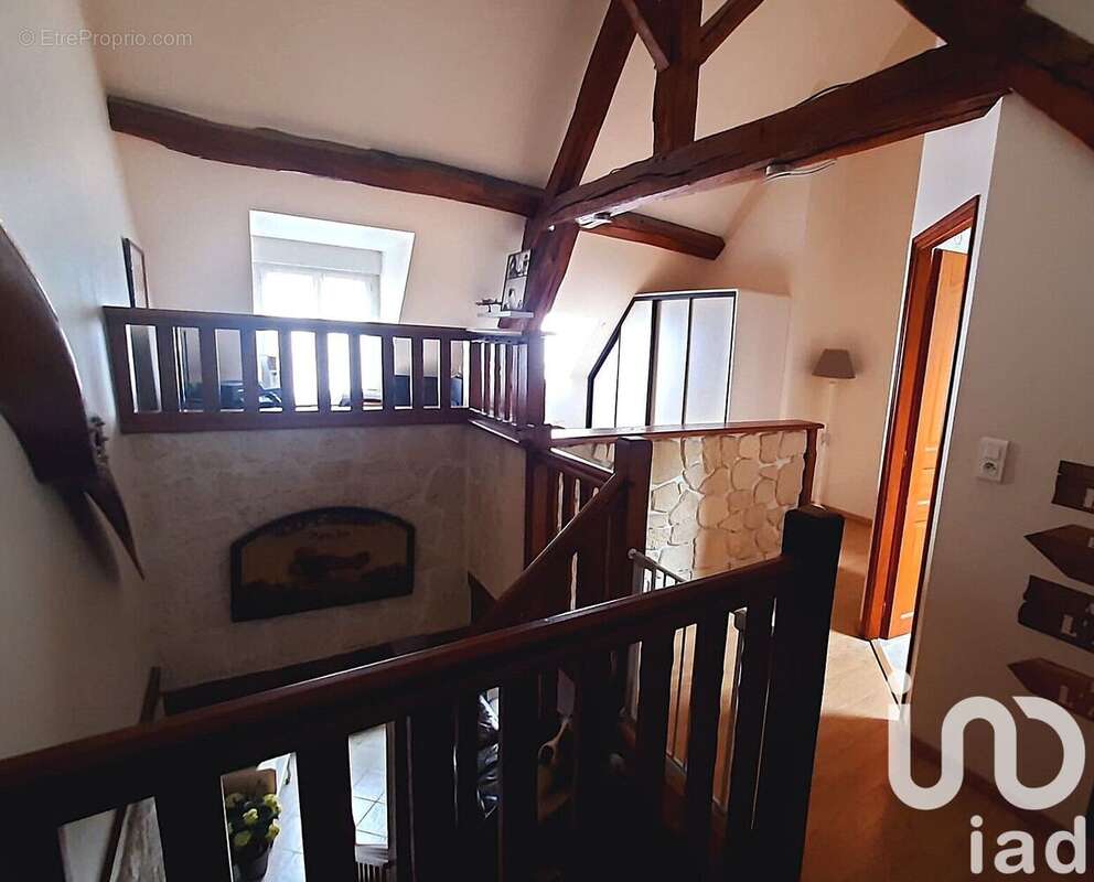 Maison 198 m² à Arces-Dilo  - photo 6