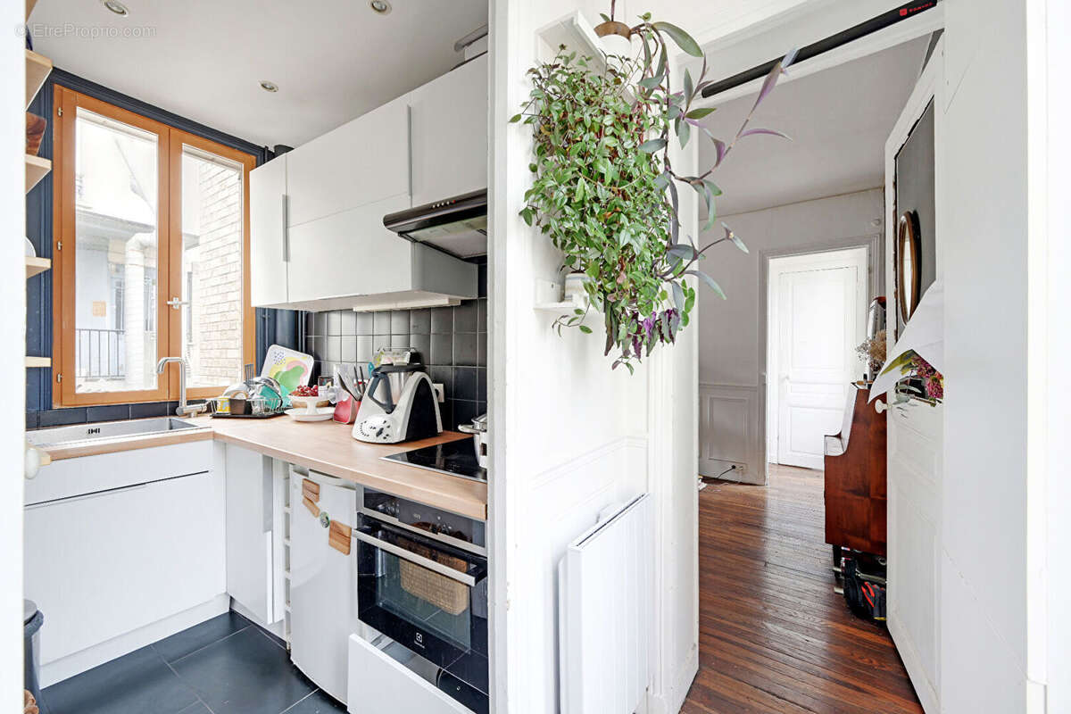 Appartement à PARIS-18E