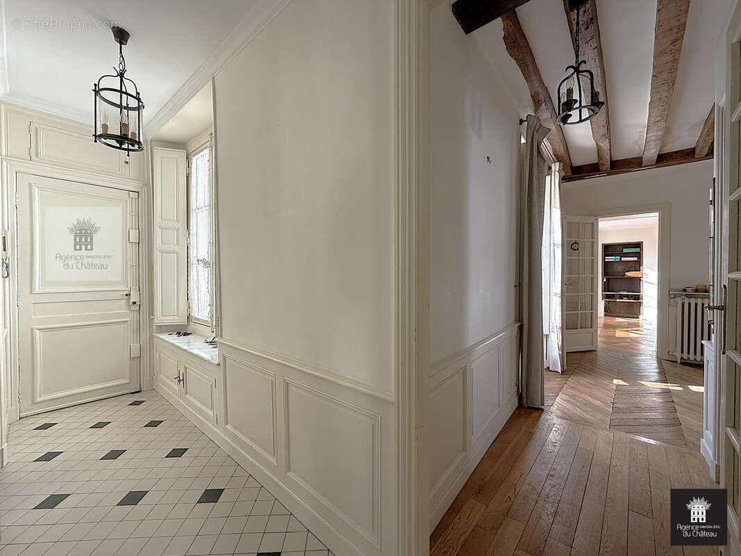 Appartement à VERSAILLES