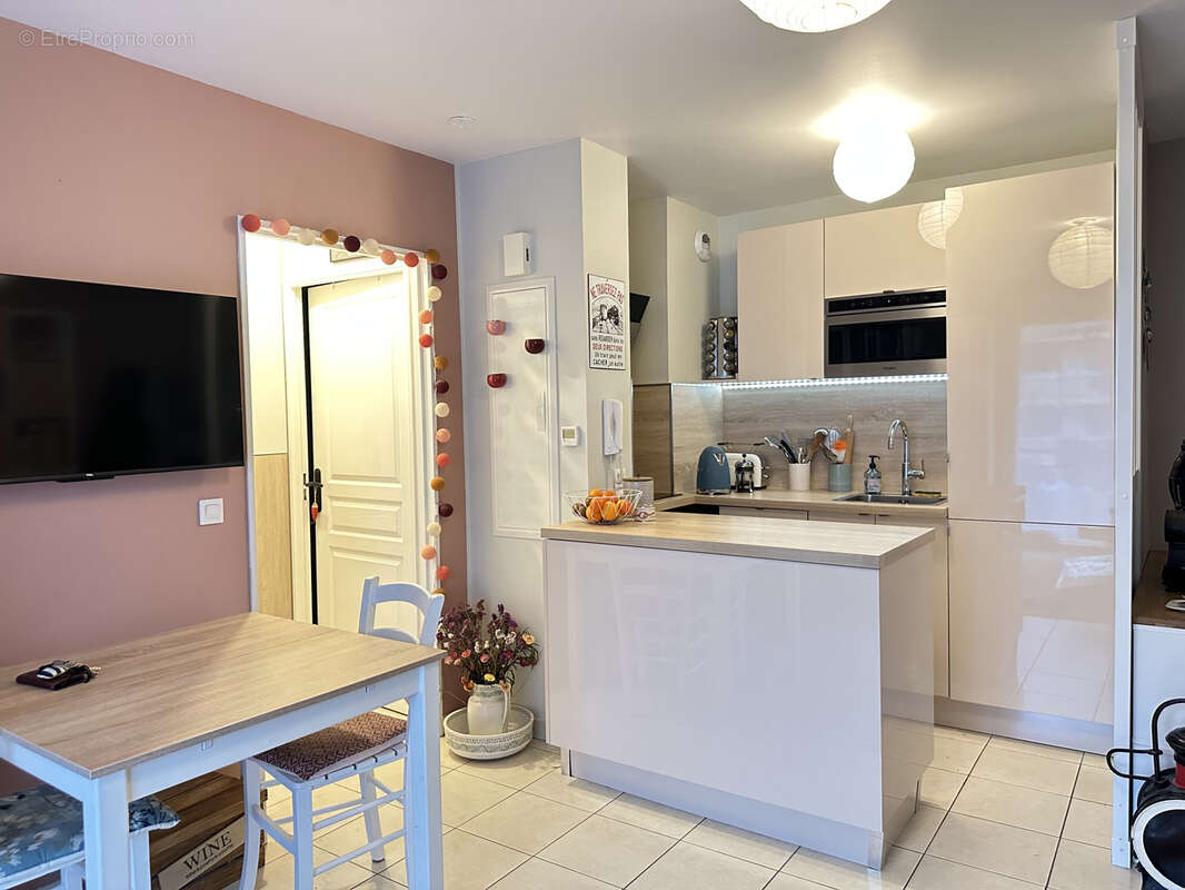 Appartement à VAIRES-SUR-MARNE