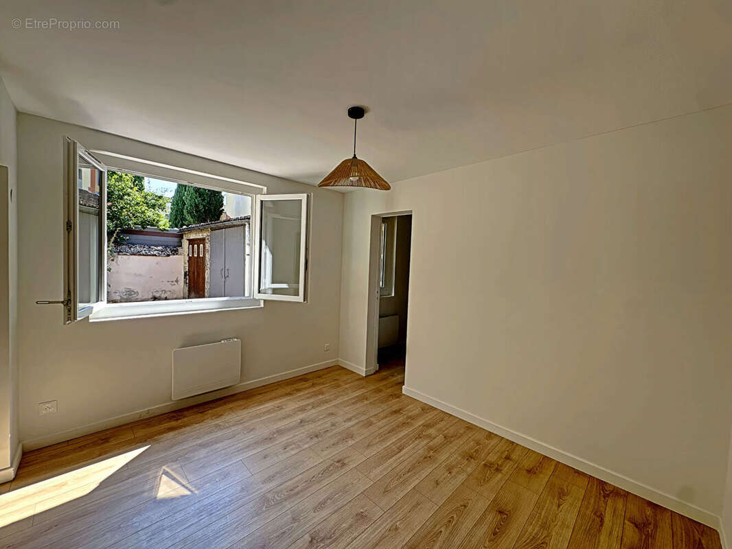 TOULOUSE - CHALETS - T2 rénové, lumineux et au calme - photo 3