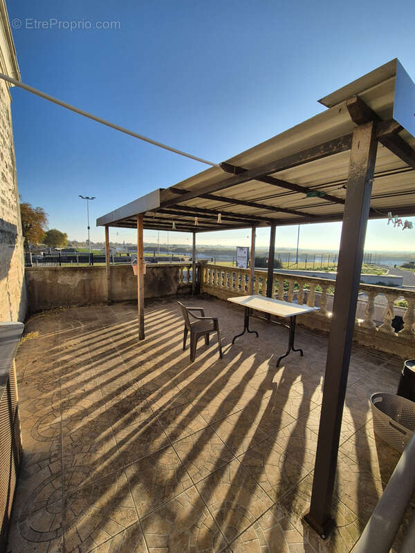 Commerce à ROCHEFORT