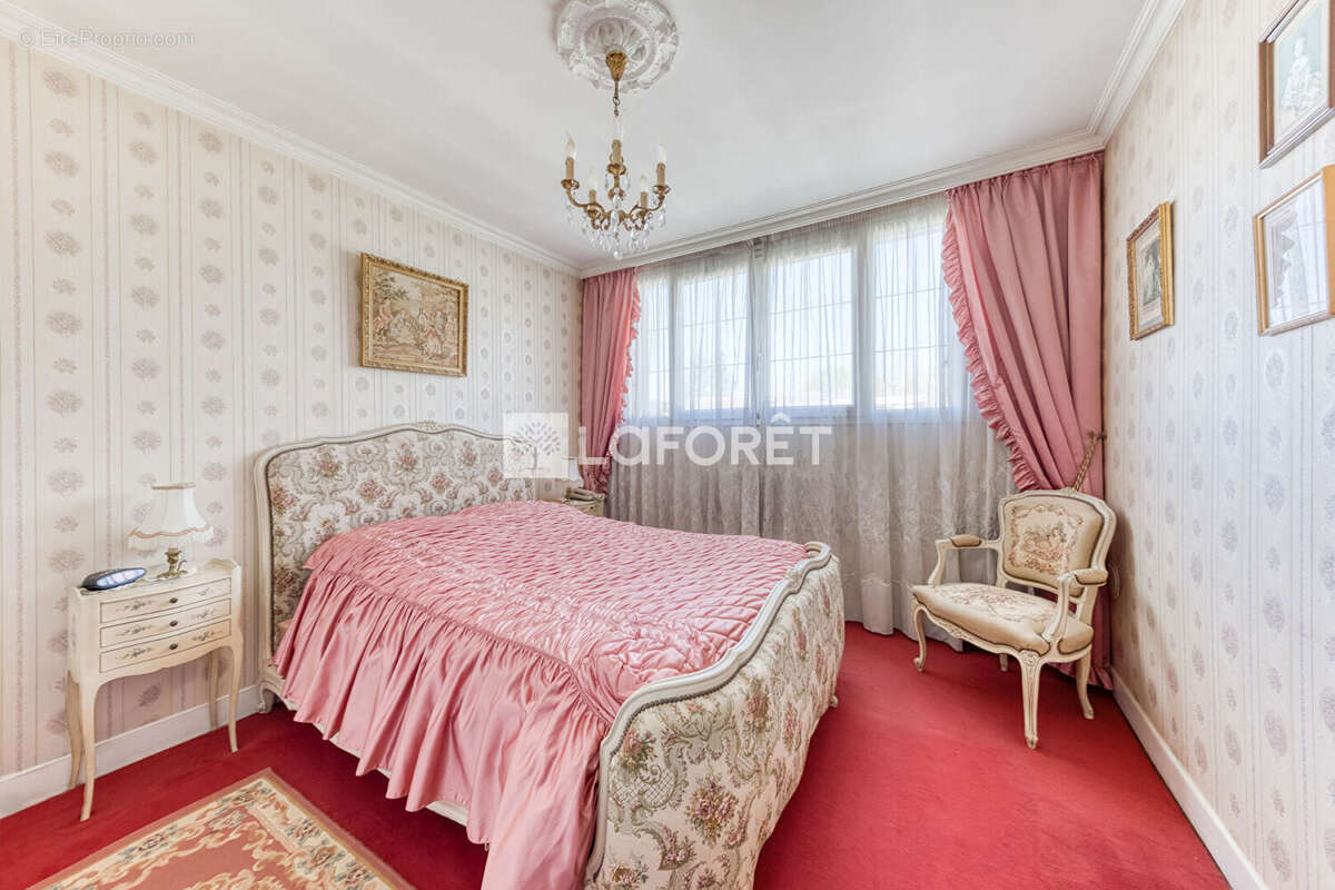 Maison à PONTAULT-COMBAULT