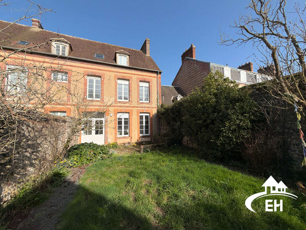 Maison à L'AIGLE