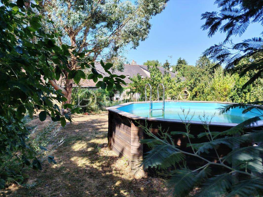 Maison à CHATEAU-RENAULT