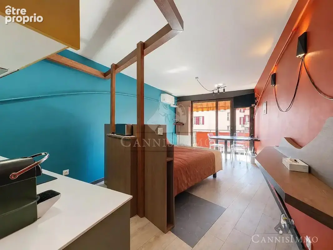 Cannes le suquet - studio d'architecte vue mer avec terrasse - photo 2