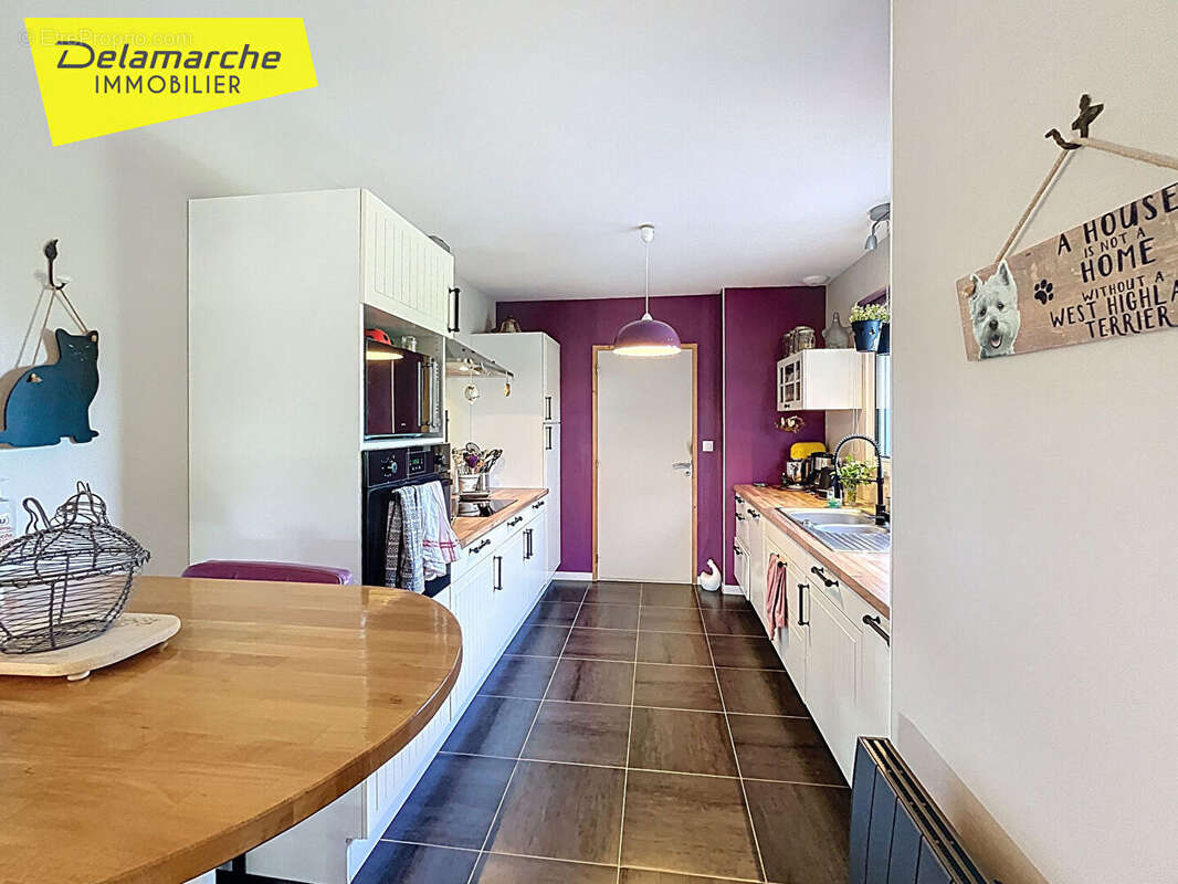 Maison à SAINT-SAUVEUR-LA-POMMERAYE