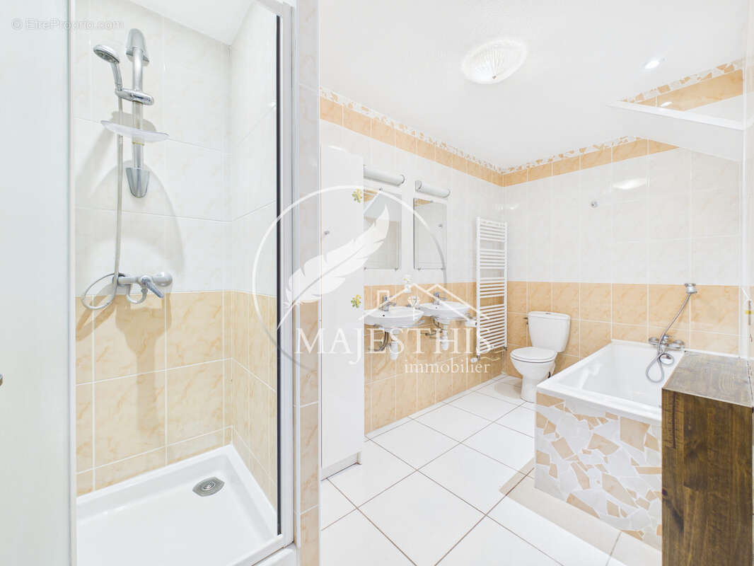 Appartement à PIGNANS