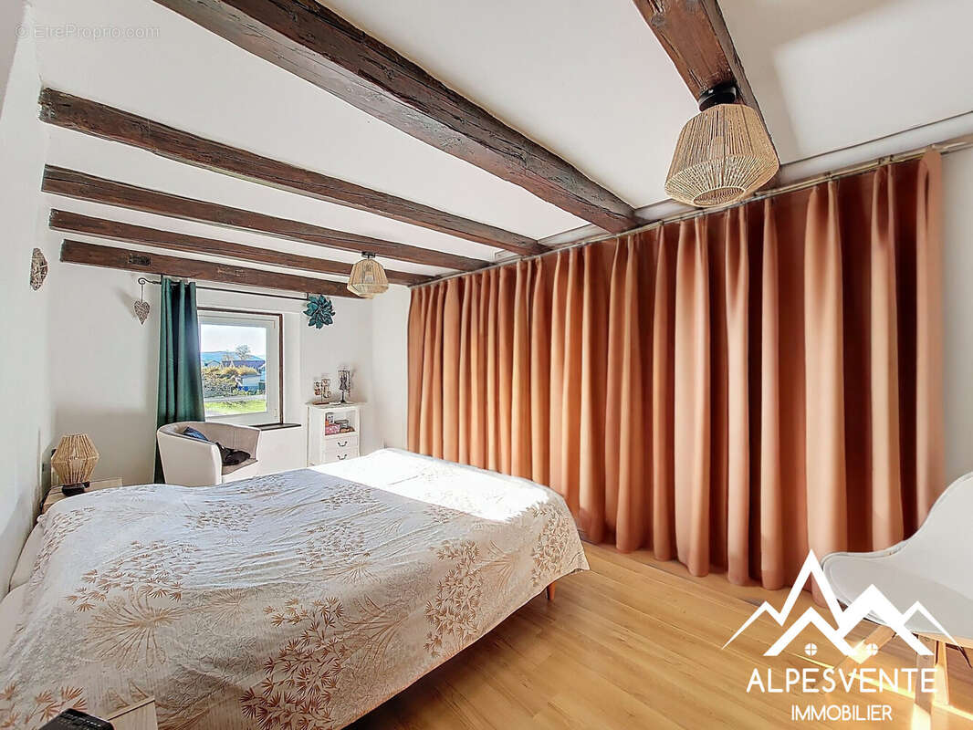 vente-maison-mitoyenne-3chambres-garage-jardin-allinges-alpesvente  - Maison à ALLINGES