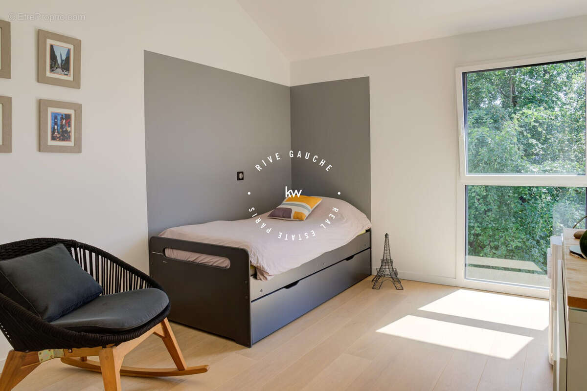 Maison 220 m² à Clamart  - photo 7
