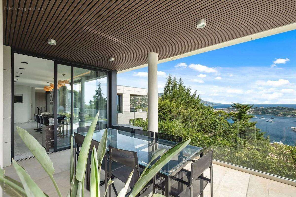 NICE Mont Boron - Villa moderne avec vue imprenable sur la mer - photo 12
