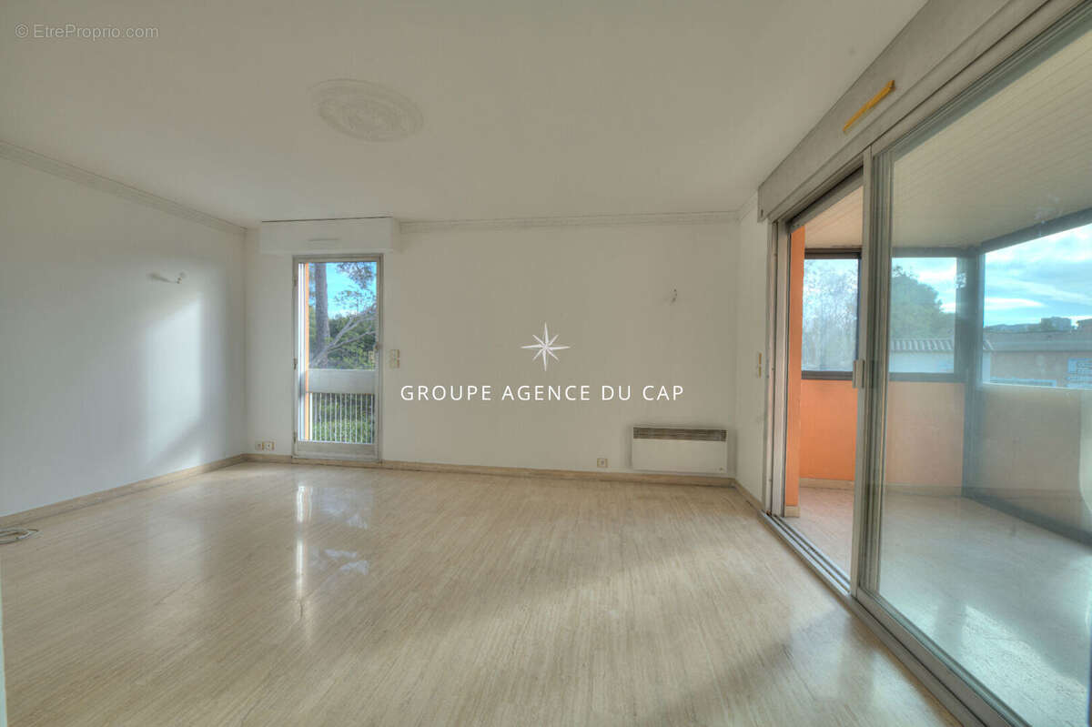 Appartement à SAINT-RAPHAEL