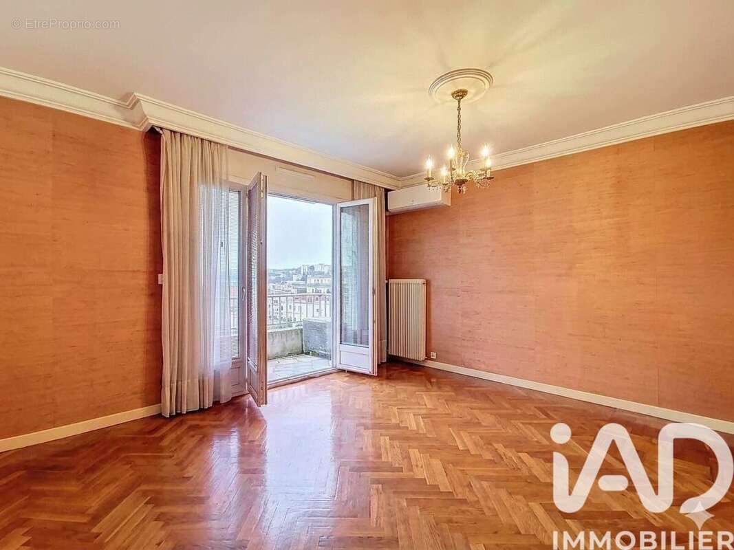 Photo 2 - Appartement à VILLEURBANNE