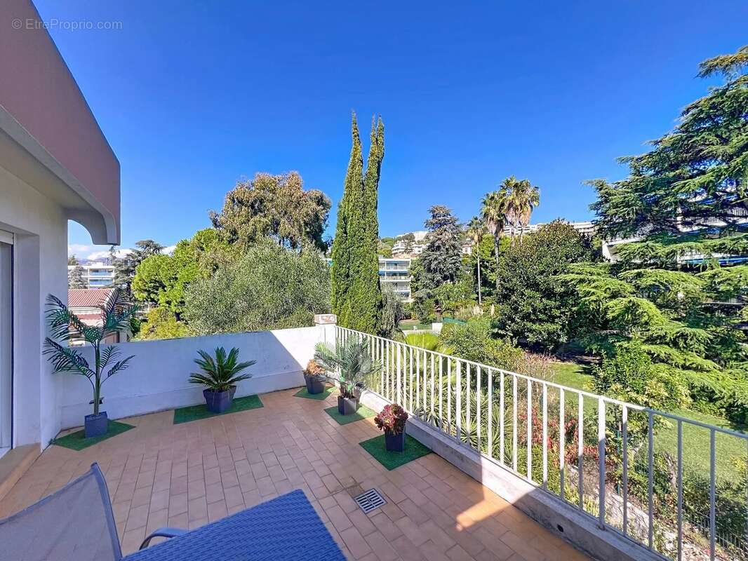 Appartement à NICE