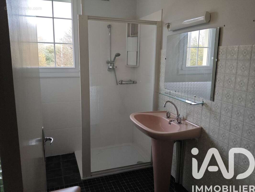 Photo 9 - Maison à VILLAINES-LA-JUHEL