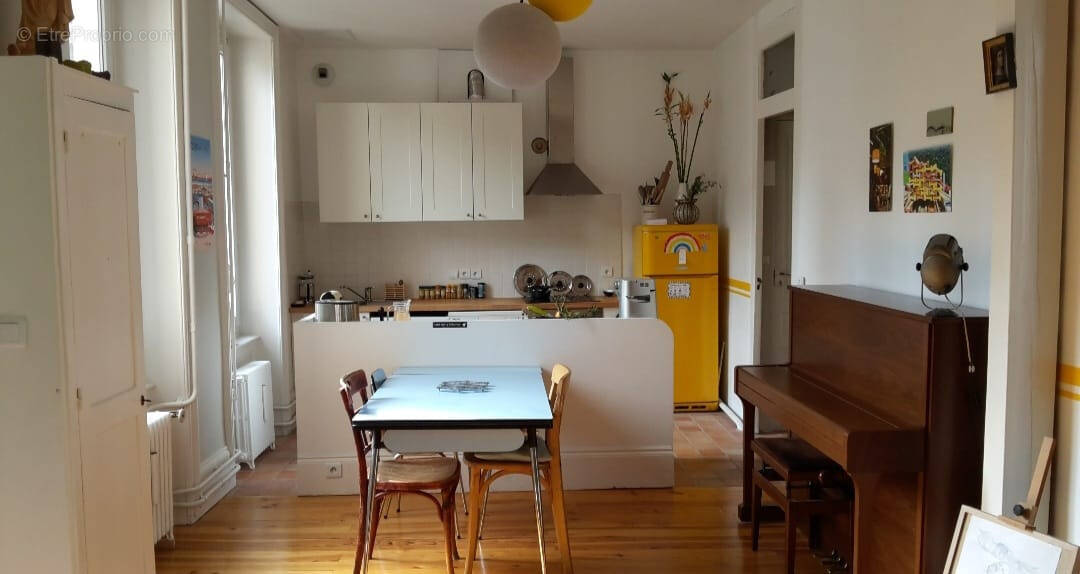 Appartement à LYON-5E