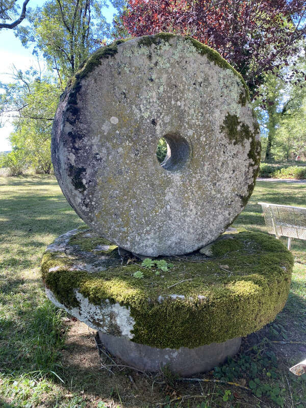 Maison à SAINTE-CECILE-DU-CAYROU