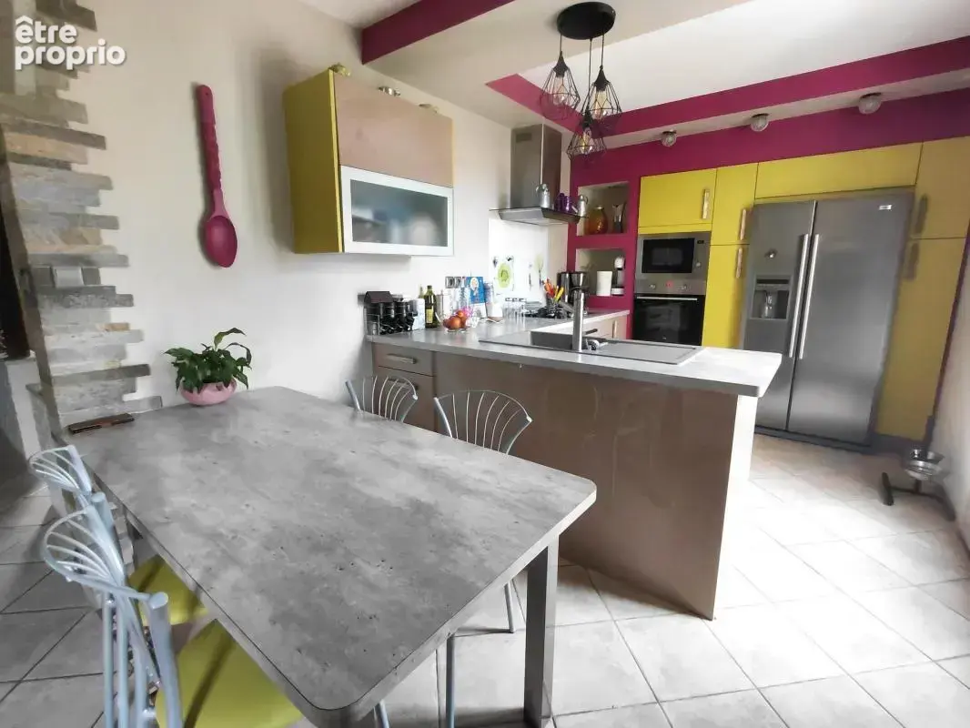Au calme, 2 maisons, 5 à 6 chambres, jardin clos - photo 3