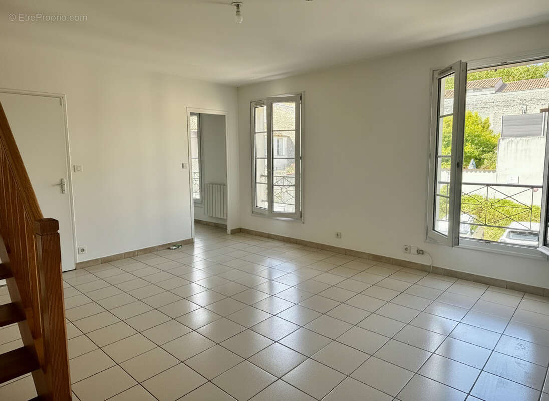 Immeuble de rapport, 2 logements, 98m2 - photo 4