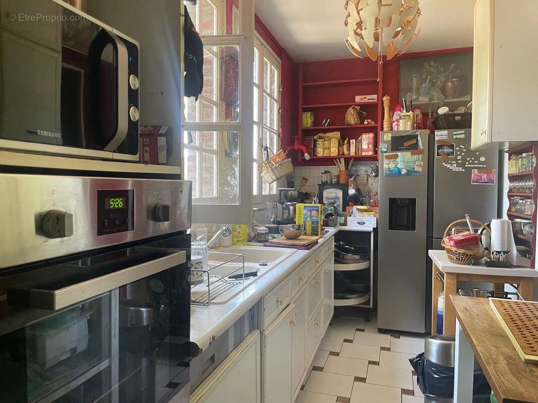 374 m² à Bernay  - photo 9