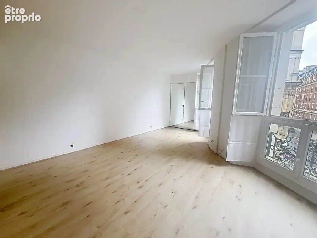 Appartement 1 pièce 35 m² à vendre à Paris-10e (75010) - photo 4