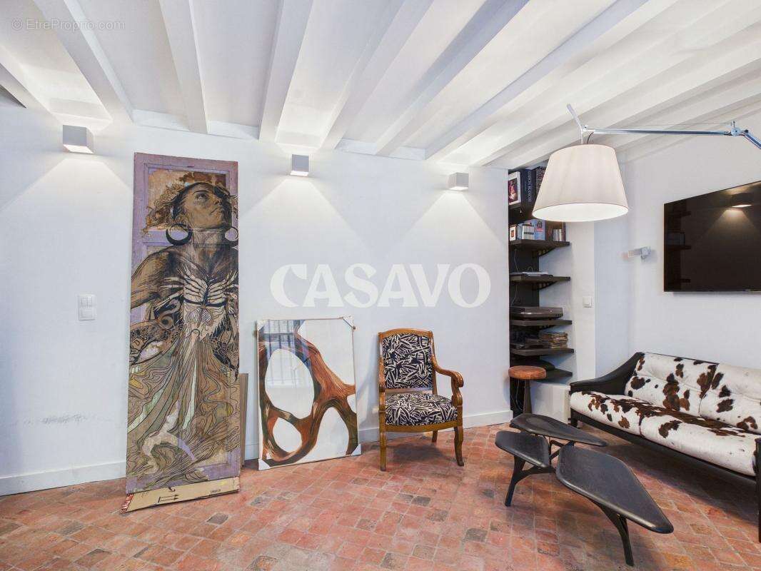Appartement à PARIS-3E