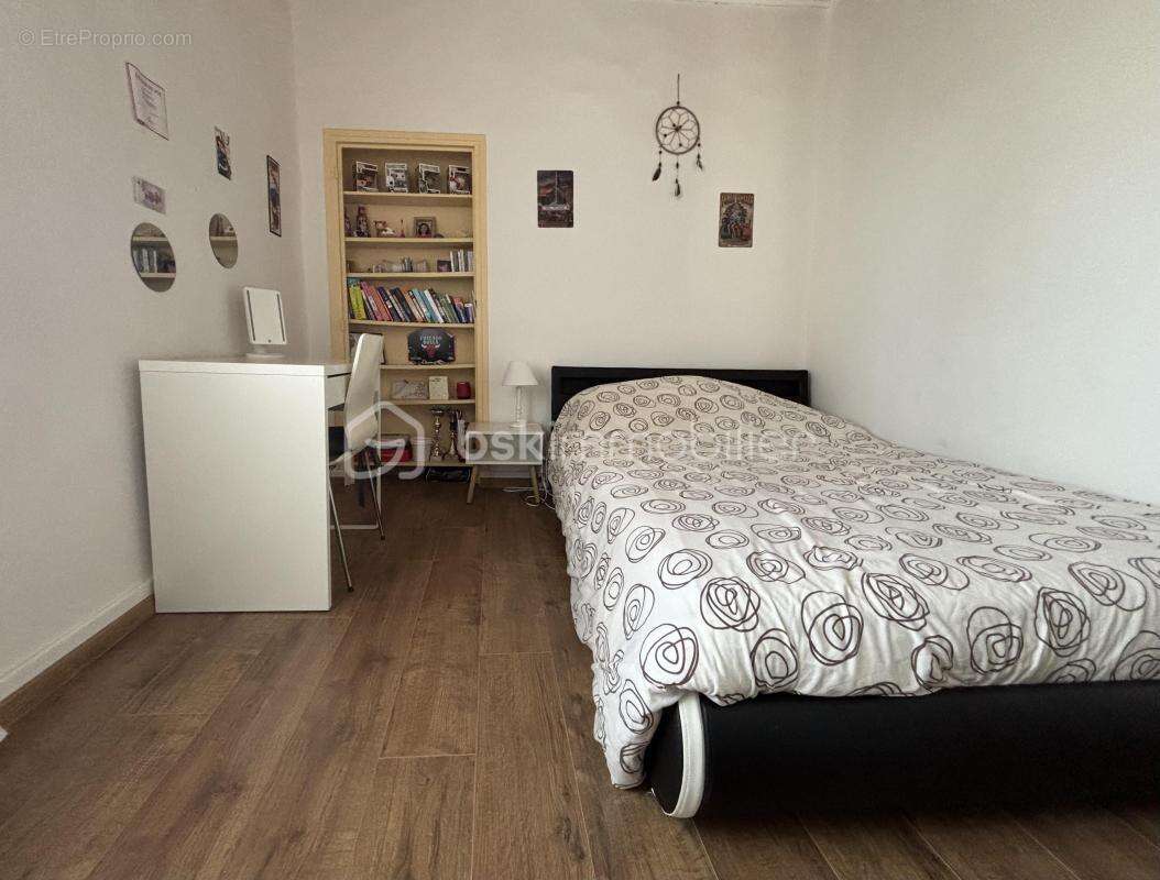 À découvrir sur la commune de Sainte-Hélène-du-Lac, entre Grenoble, Albertville et Chambéry une maison de 272m² F7 - photo 9