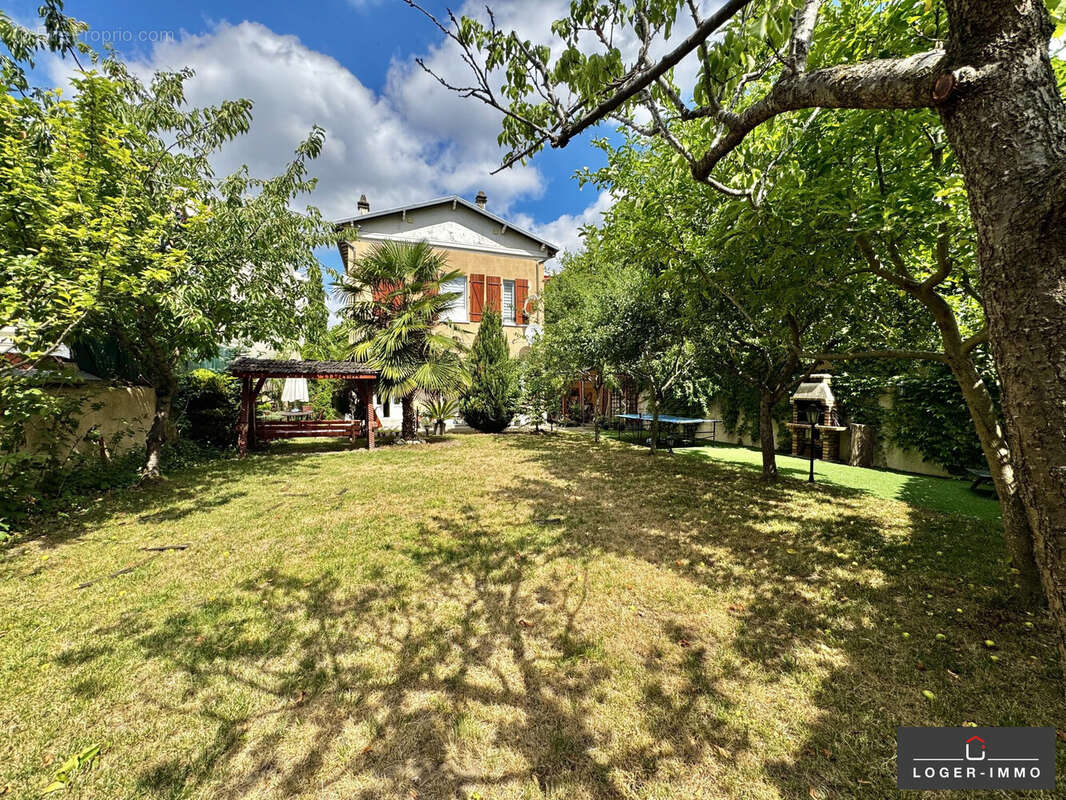 Maison à JOINVILLE-LE-PONT