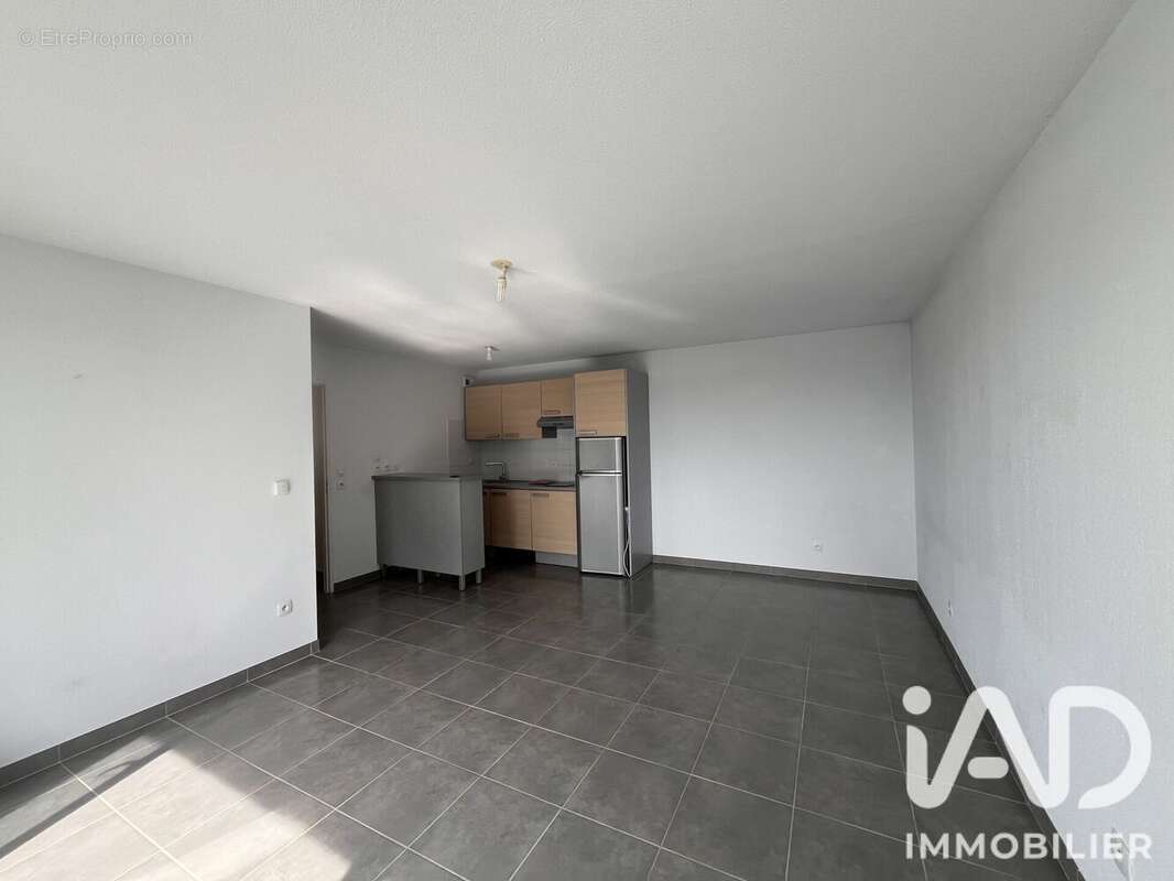 Appartement 61 m² à Bouguenais  - photo 2