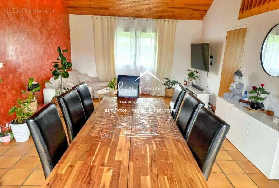 Maison à CHATELLERAULT