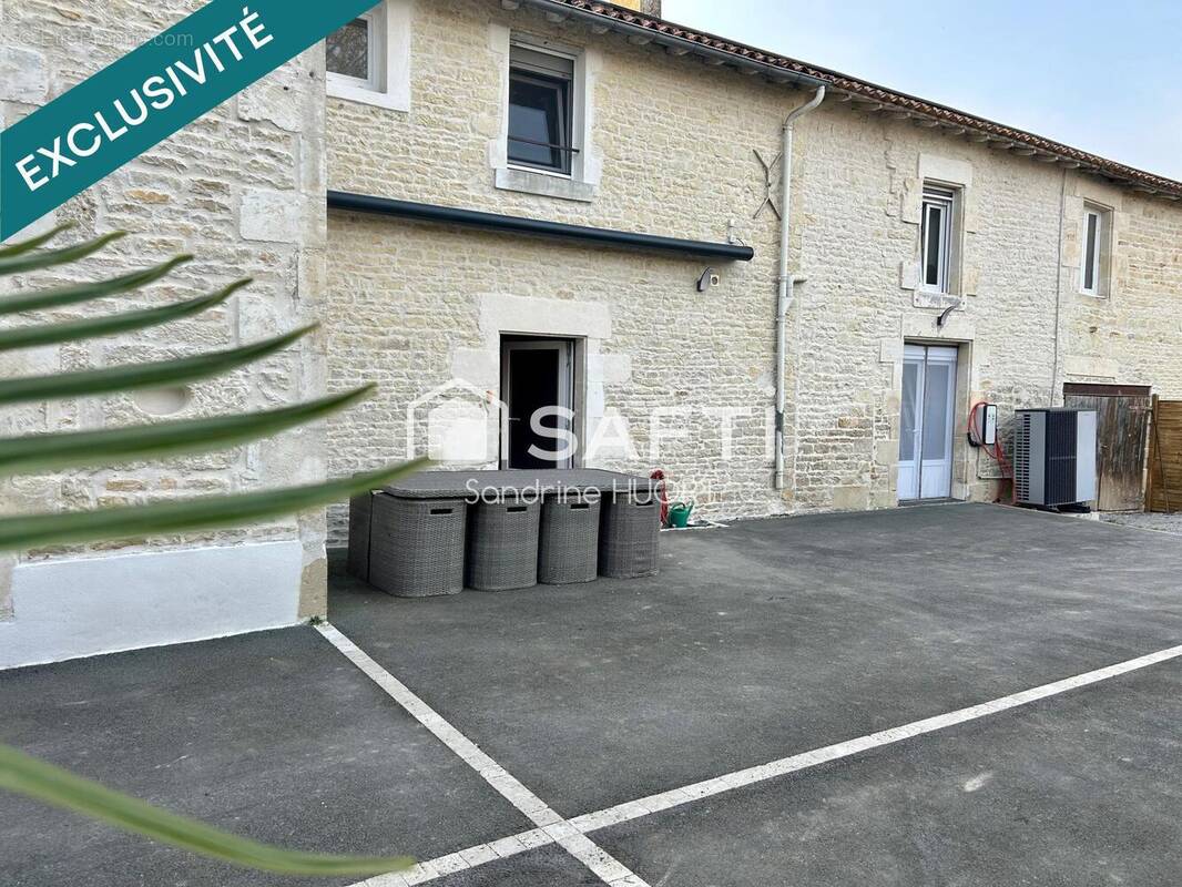 Photo 1 - Maison à SAINT-HILAIRE-LA-PALUD