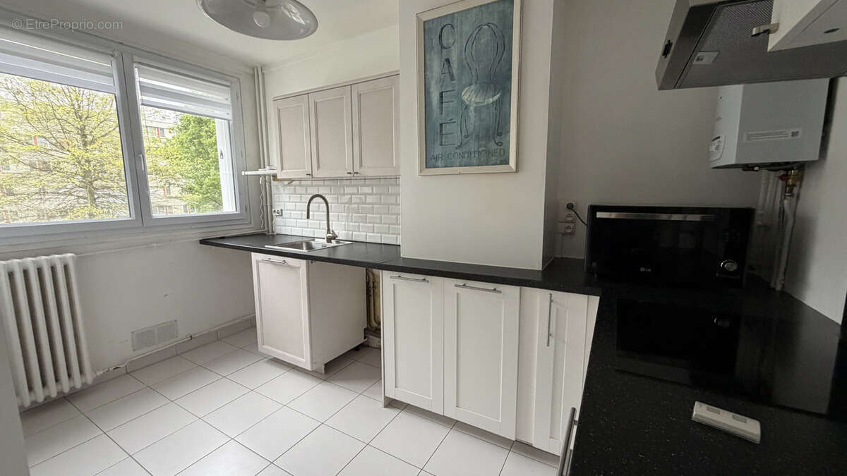 Appartement à SAINT-CYR-L'ECOLE