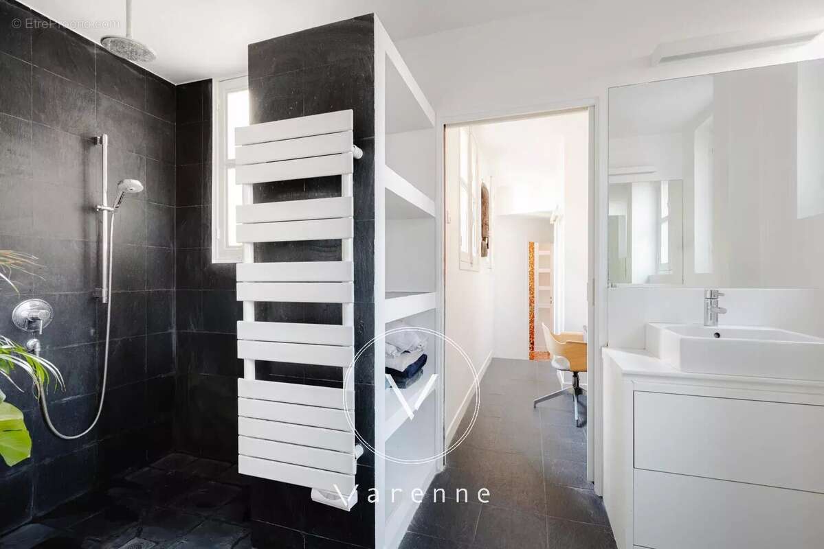 Appartement à PARIS-5E