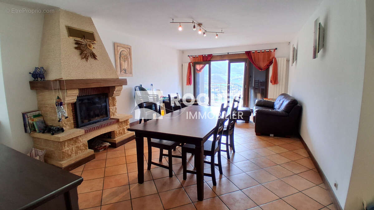 Maison à COMPEYRE
