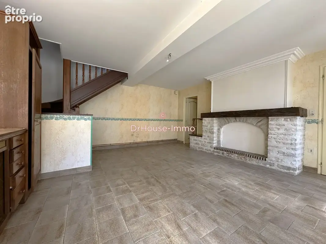 Maison 5 pièces 122 m² à vendre à Xambes (16330) - photo 3