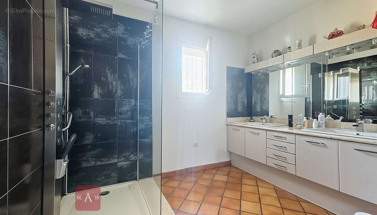 Maison à SAINT-SULPICE