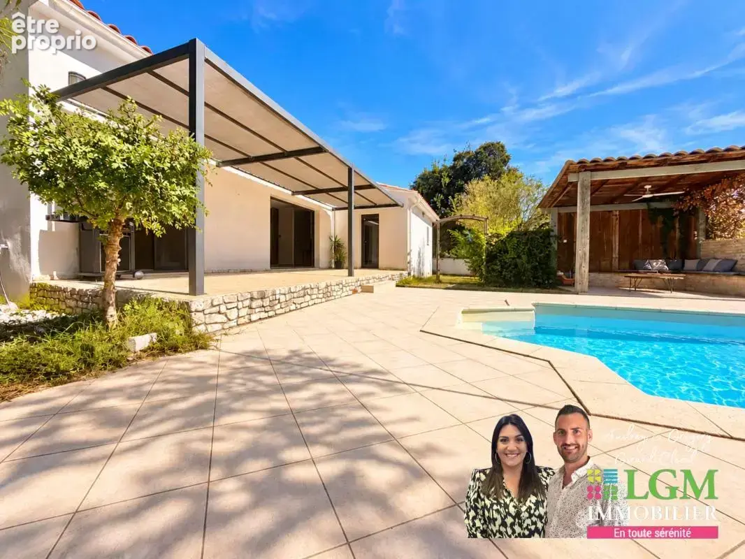 Maison récente de plain-pied 110 m² – 3 chambres – Piscine – Aucun travaux – Au calme - 644m2 de terrain - photo 1