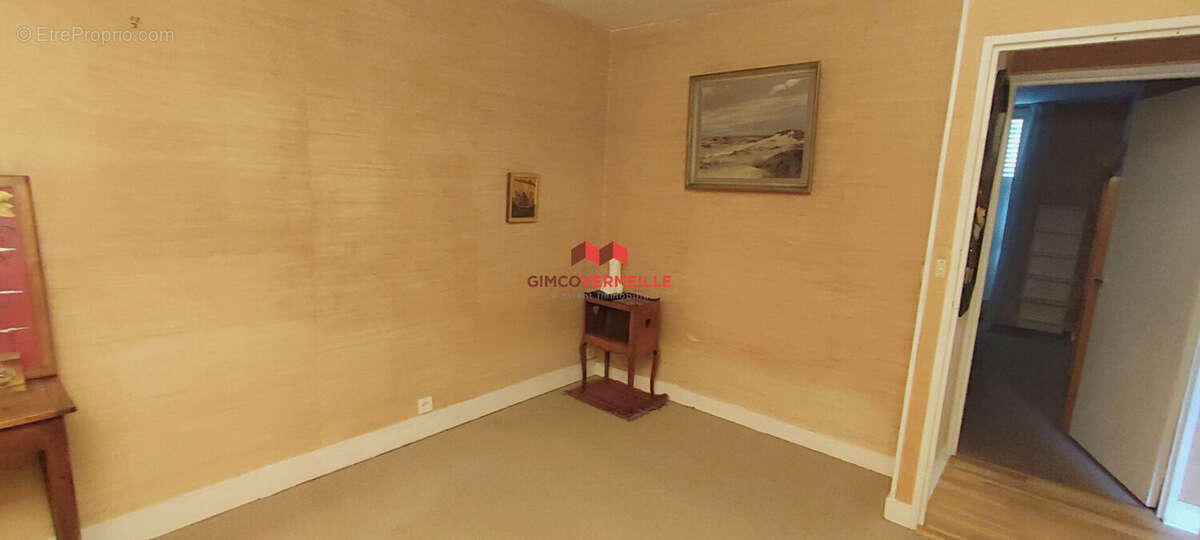 Appartement à LA CELLE-SAINT-CLOUD
