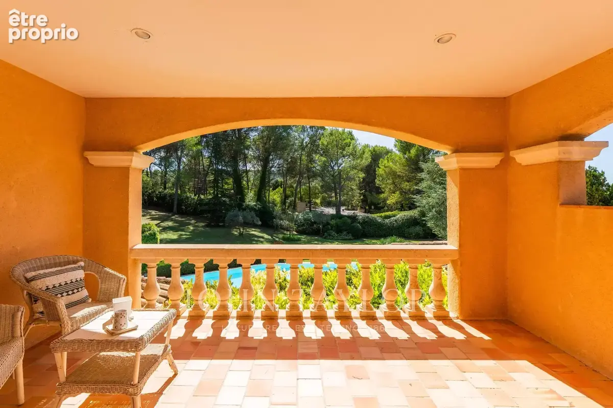 Maison familiale 200 m² avec piscine – terrain 4 000 m² et potentiel foncier - photo 7
