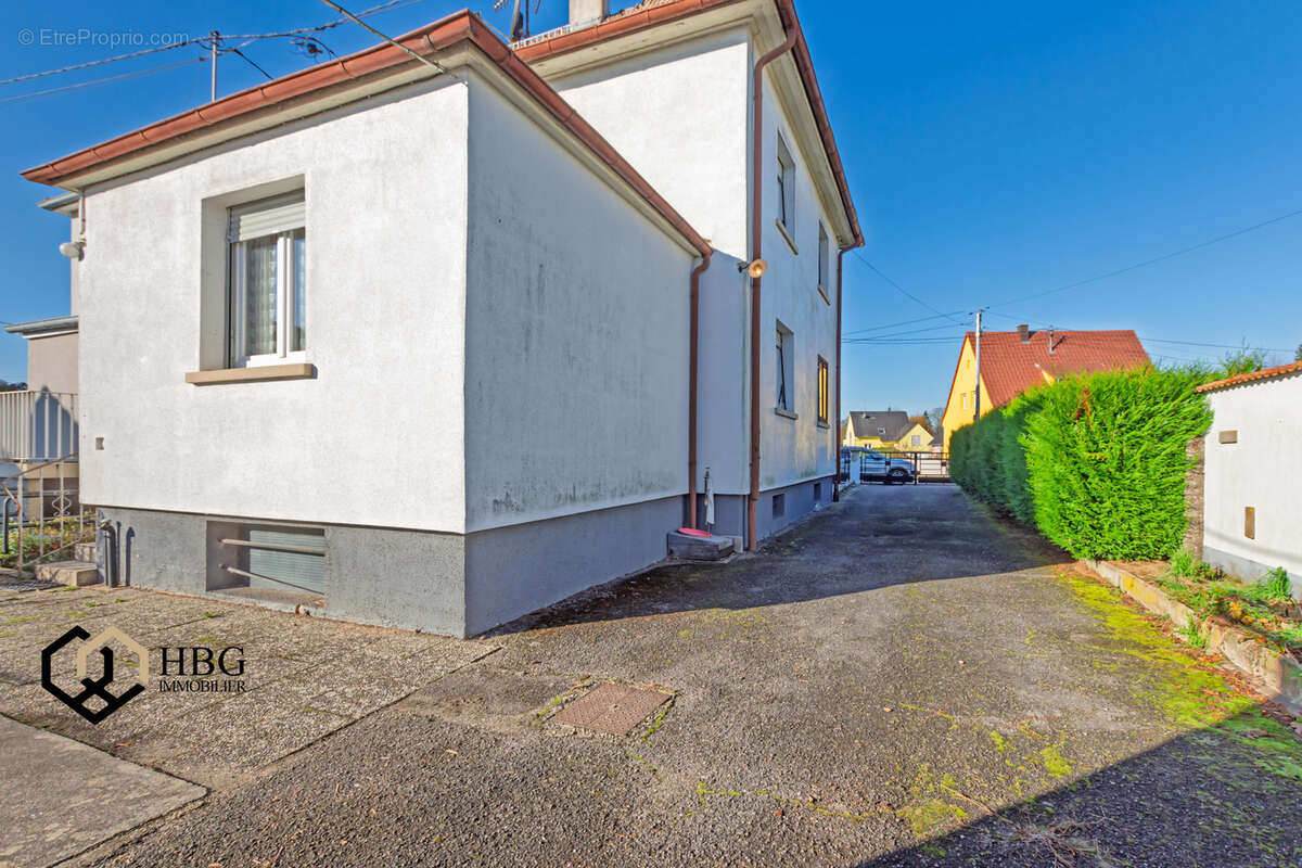 Maison à OBERHOFFEN-SUR-MODER