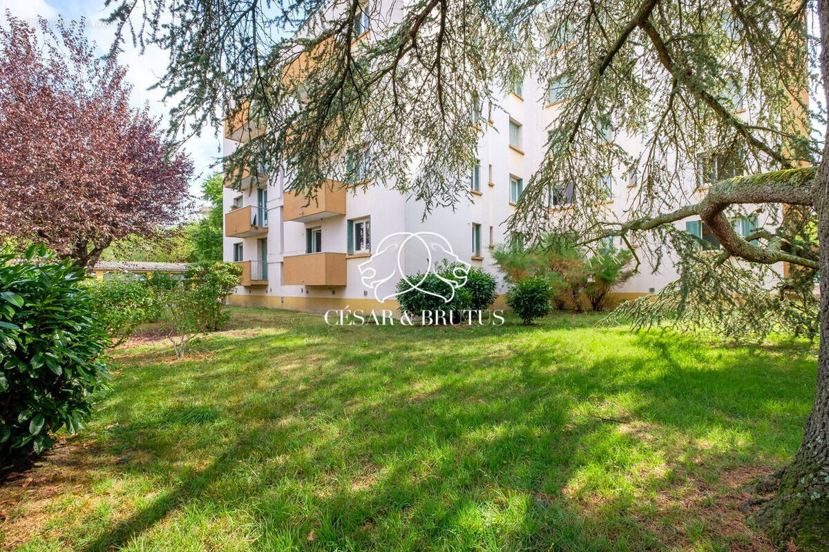Appartement à TASSIN-LA-DEMI-LUNE