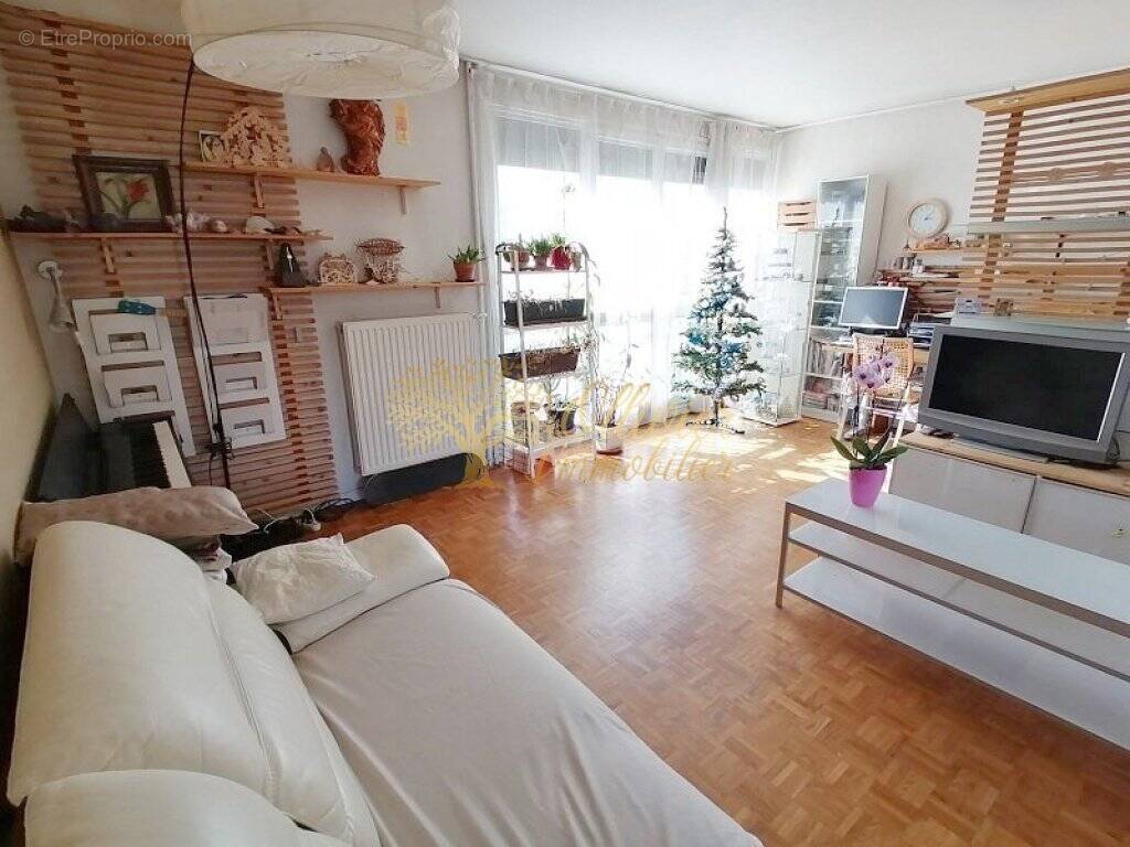 Maison à PONTAULT-COMBAULT