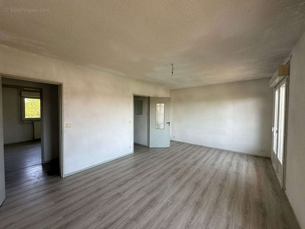 Appartement à MONTAYRAL